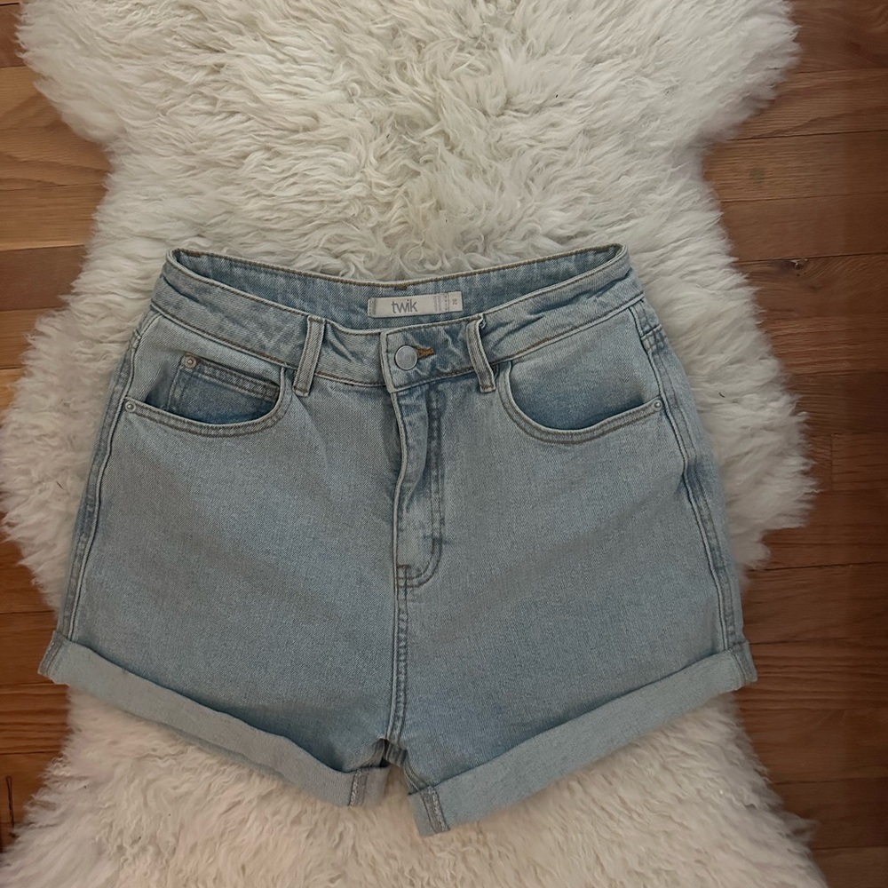Women's Light Blue Denim Shorts